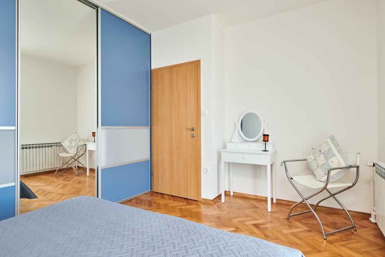 Morning Light Apartment *